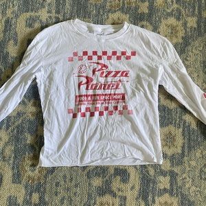 Disney medium pizza plant cropped tee